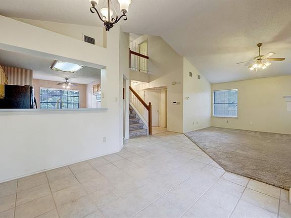 5th image of 1423 Elm Brook Dr