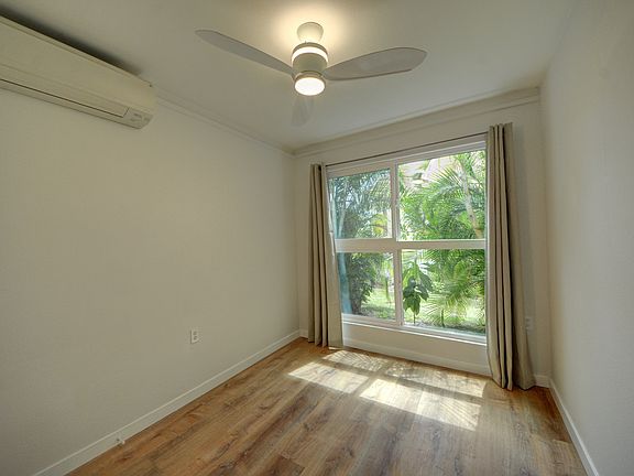 4th image of 160 Keonekai Rd APT 12-107