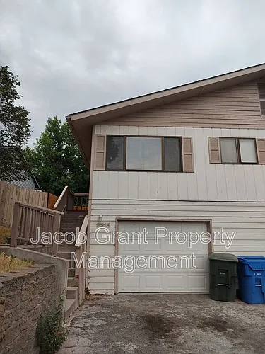 2215 Gail Dr Photo 1