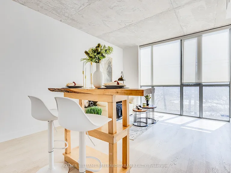 2 Gladstone Ave #208 — Photo 9