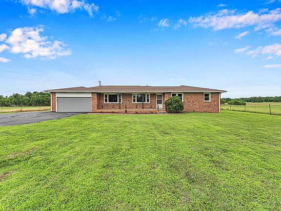 2nd image of 4304 S Farm Road 29
