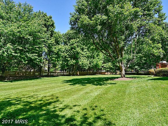 3rd image of 1160 Taji Ct