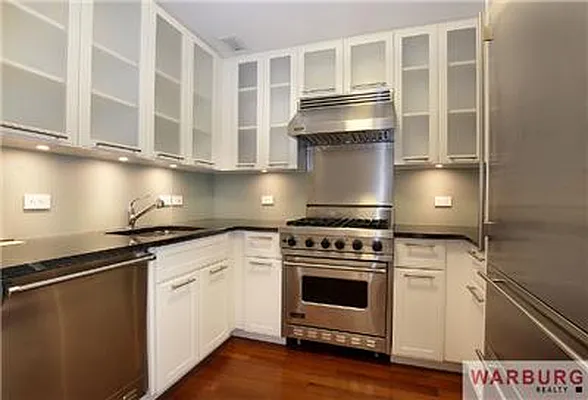 Rented by Warburg | media 25