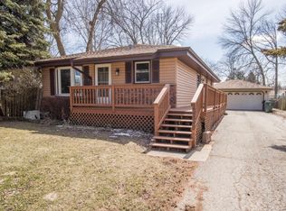 2439 Sunrise Rd, Racine, WI 53402