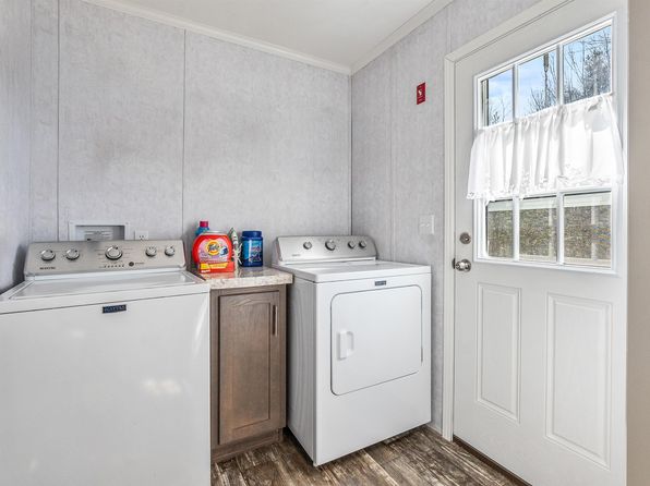 45 Lunar Drive, Canaan, NH 03741