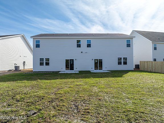 5th image of 212 Sandpiper Place