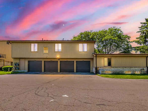 41562 Bedford Dr, Canton, MI 48187