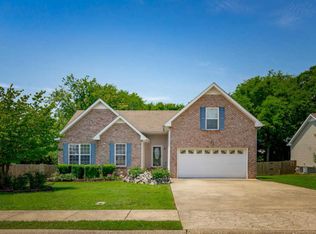 3911 Stella Dr, Clarksville, TN 37040