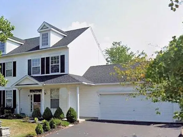 6 Wessex Ct, East Windsor, NJ 08520