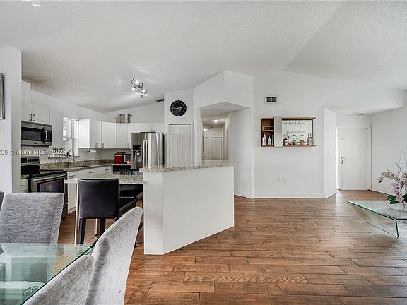 4th image of 3070 NW 99th Ct