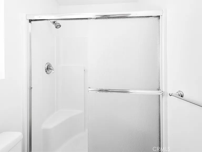 1231 E Mayfair Ave — Photo 33