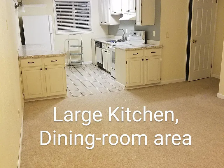 7305 Yew St — Photo 5