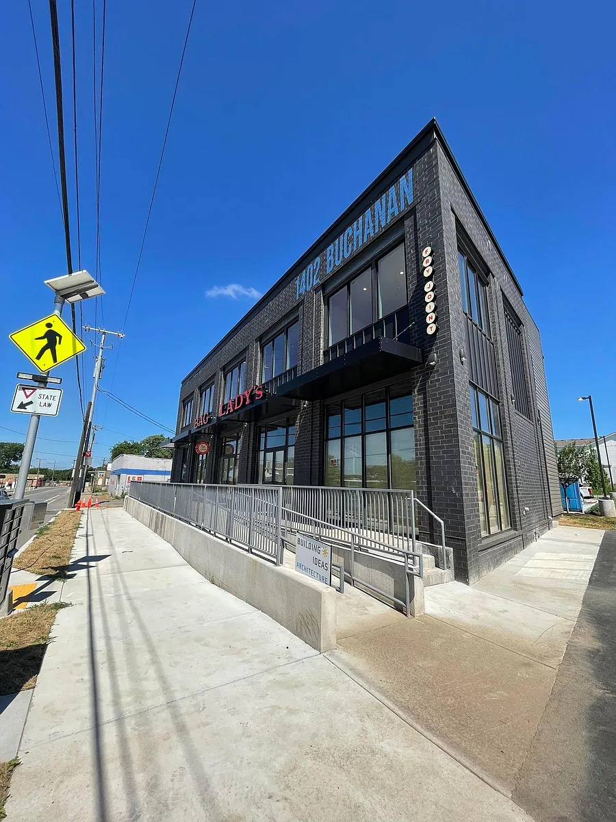 Building Photo - 1402 Buchanan St #208
