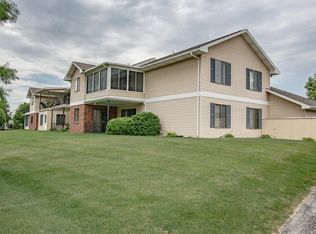 860 Edward Ct SE, Cedar Rapids, IA 52403