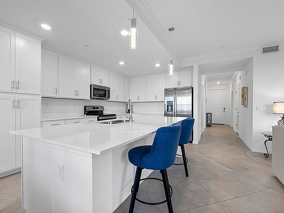 2nd image of 5715 Double Eagle Circle Ave #4413-1