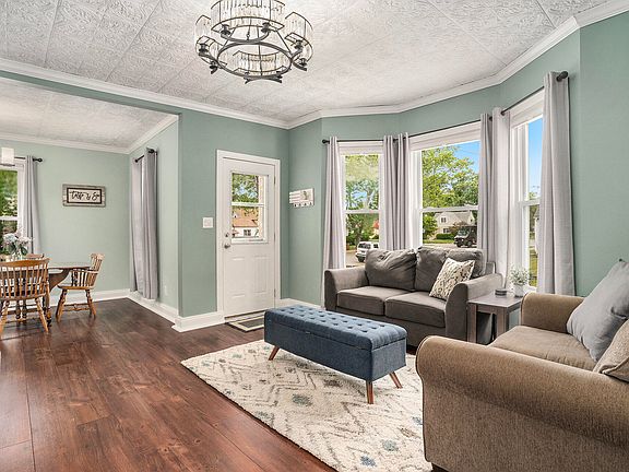 3rd image of 495 Harrison Ave