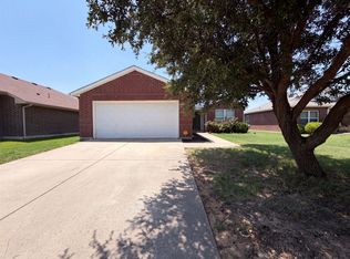 3132 Evangeline Rd, Fort Worth, TX 76140