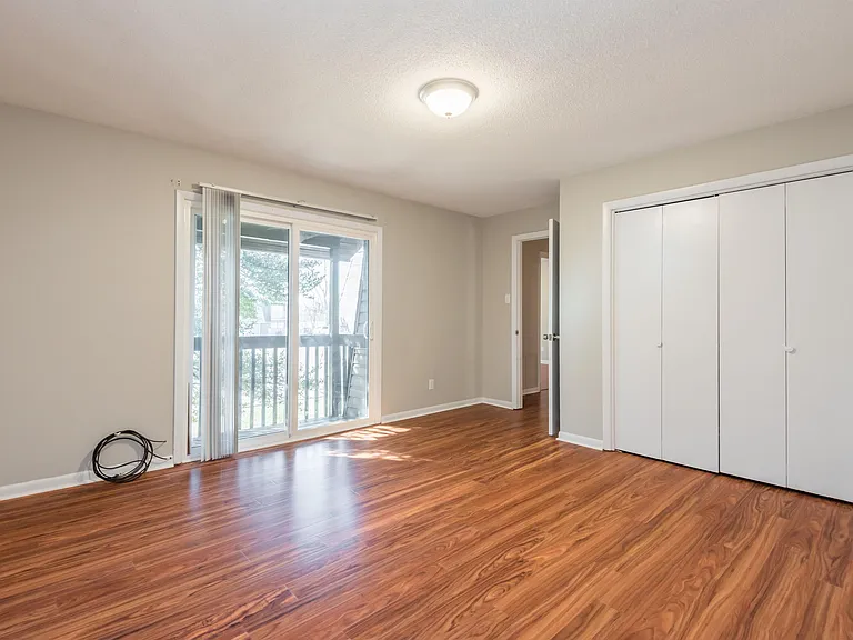 502 Cedartop Ln #B — Photo 14