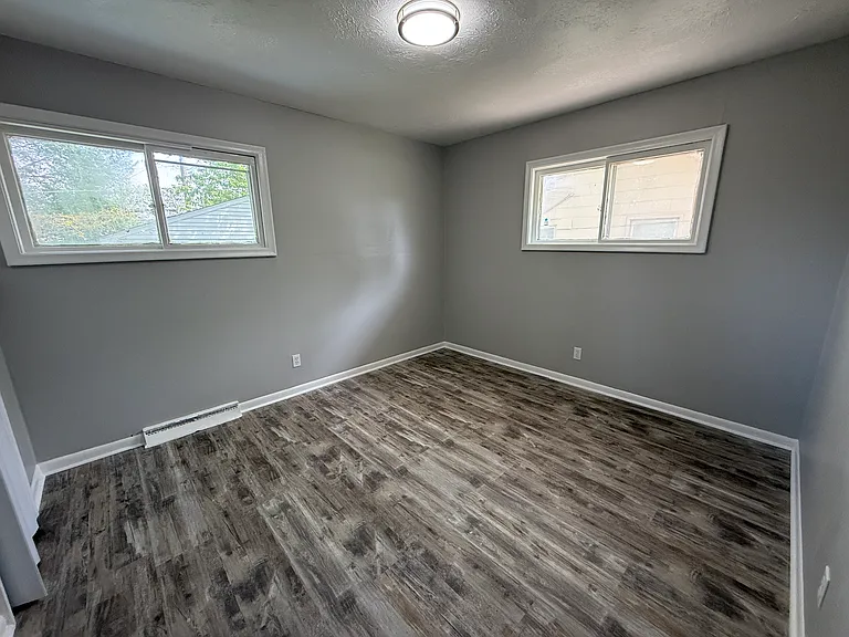 8251 Hudson Ave — Photo 9