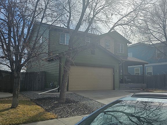 3rd image of 676 Hedgerow Way
