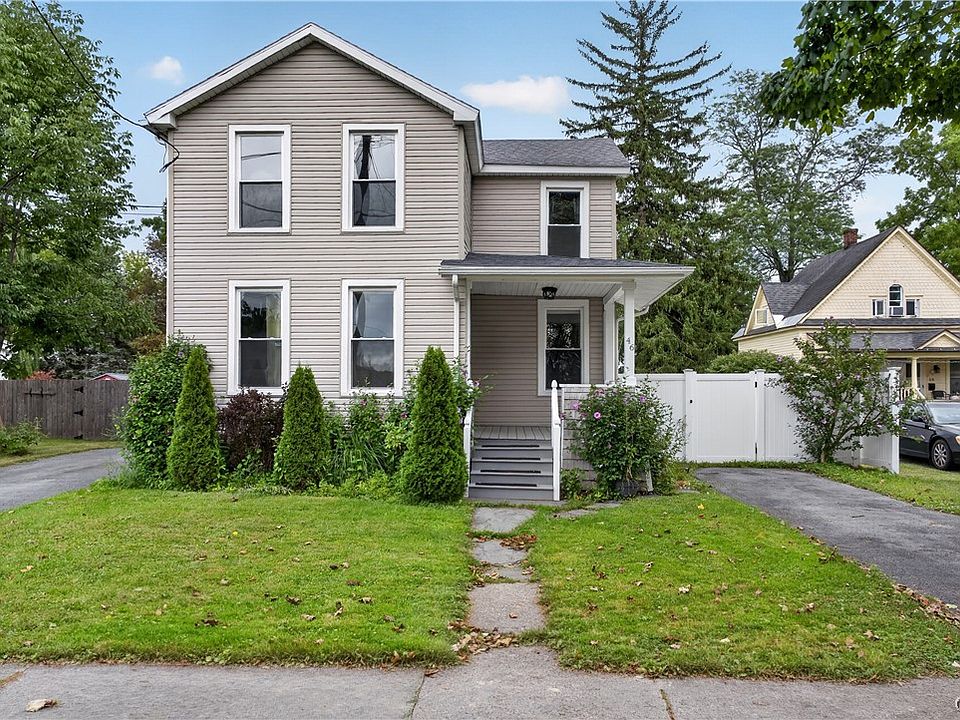 1st image of 46 Maple St