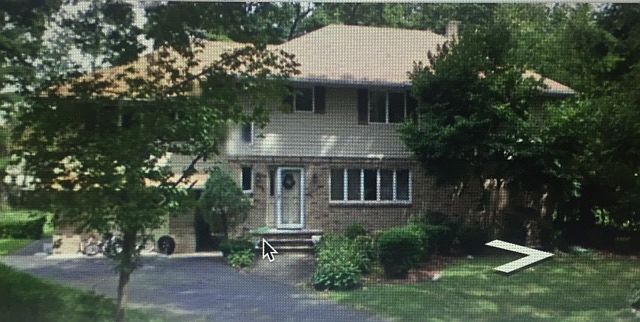 2nd image of 115 Willowbrook Ct