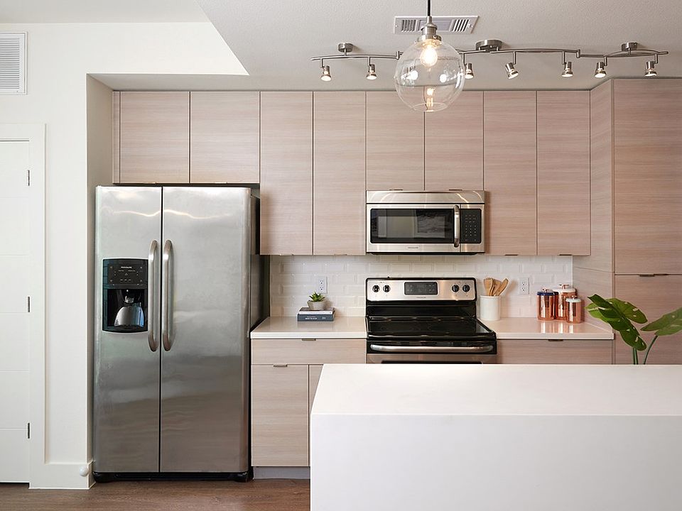 1st image of 604 N Bluff Dr Unit 124
