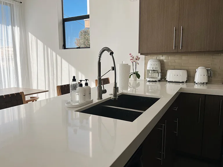 W Robinson Ln — Photo 20