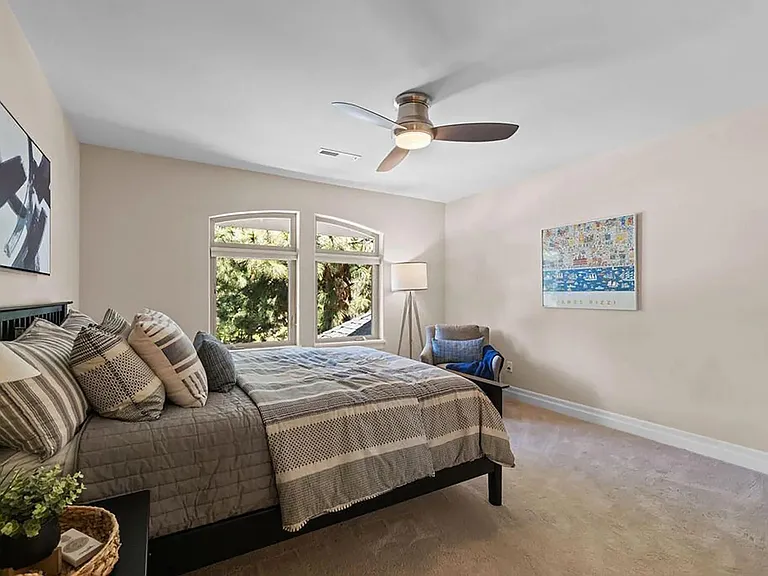 2939 NW Fairway Heights Dr — Photo 39