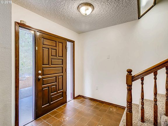 4th image of 8315 NE 88th St