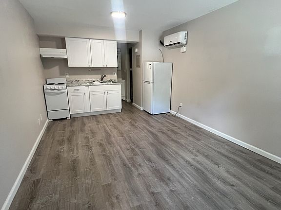 2nd image of 5015 Jacksboro Pike #H
