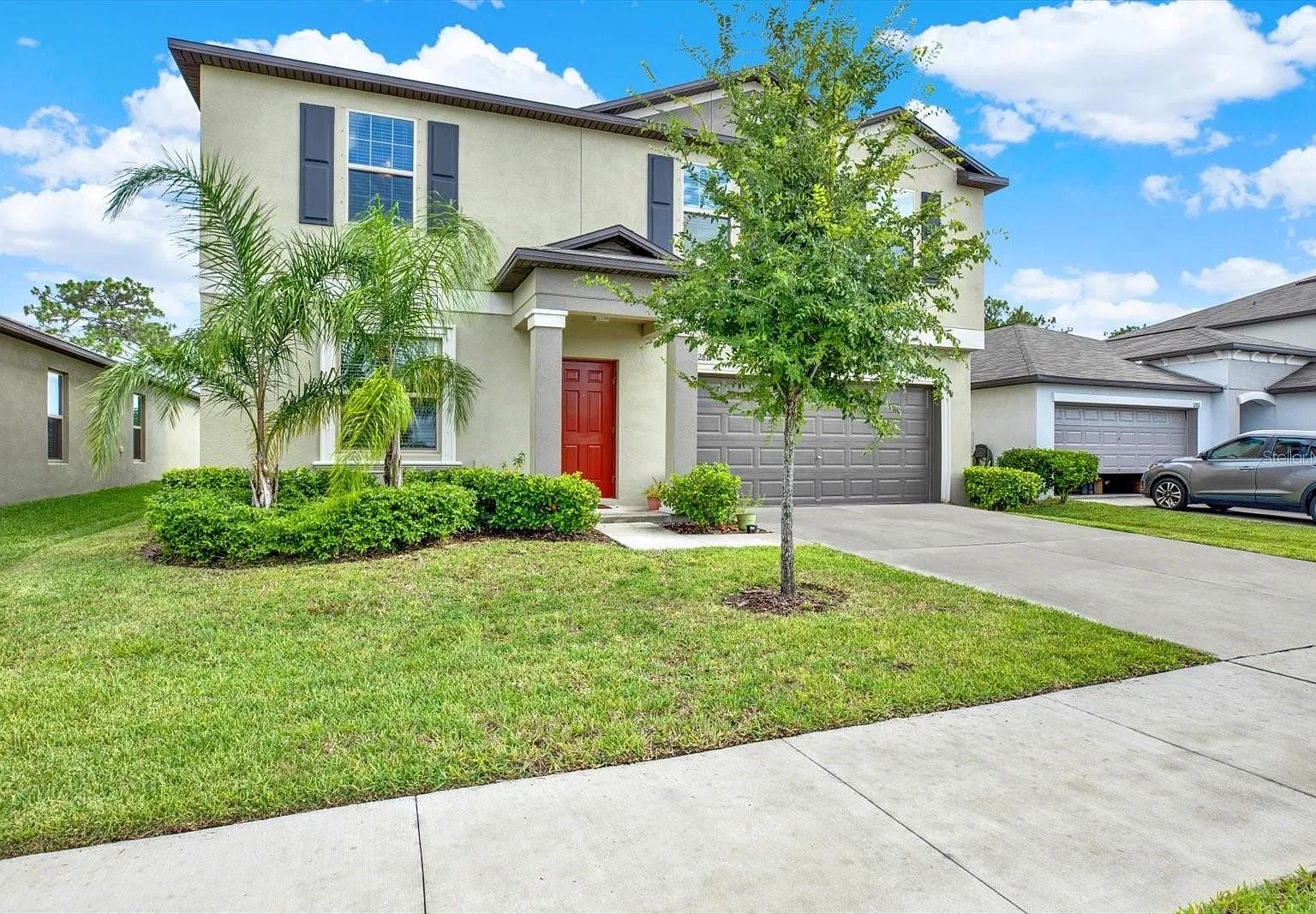 4 bed, 2.5 bath, 2635 sqft, $2,950 — Photo 2