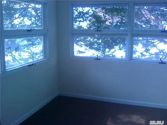 45 Eldridge Ave — Photo 9