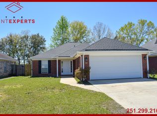 8409 Oak Pointe Ct, Mobile, AL 36695