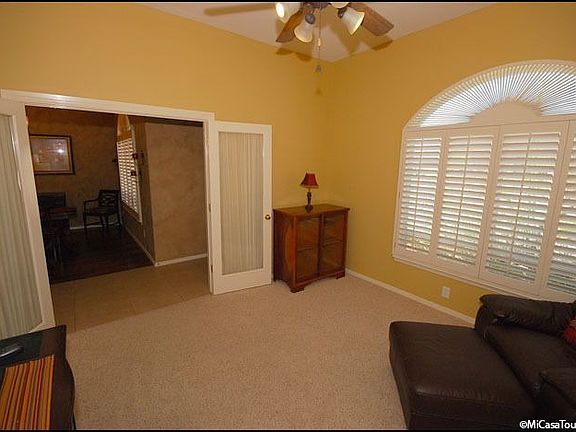 Formal living or study