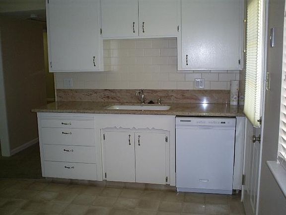 2nd image of 1060 Glenn Holly Way