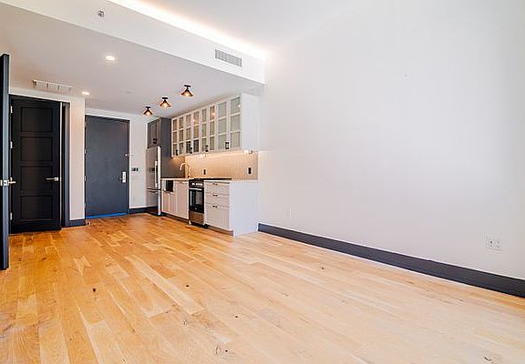 2nd image of 10 Montieth St APT 110