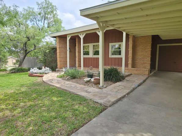528 Rittiman Rd, Terrell Hills, TX 78209