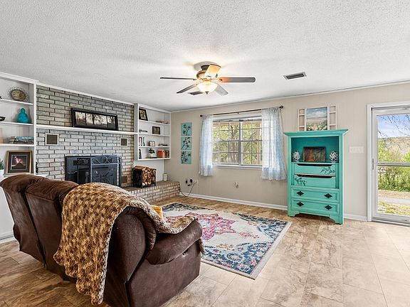 4th image of 70 Beaverfork Rd