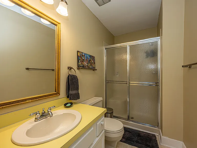 685 Folly Rd — Photo 30