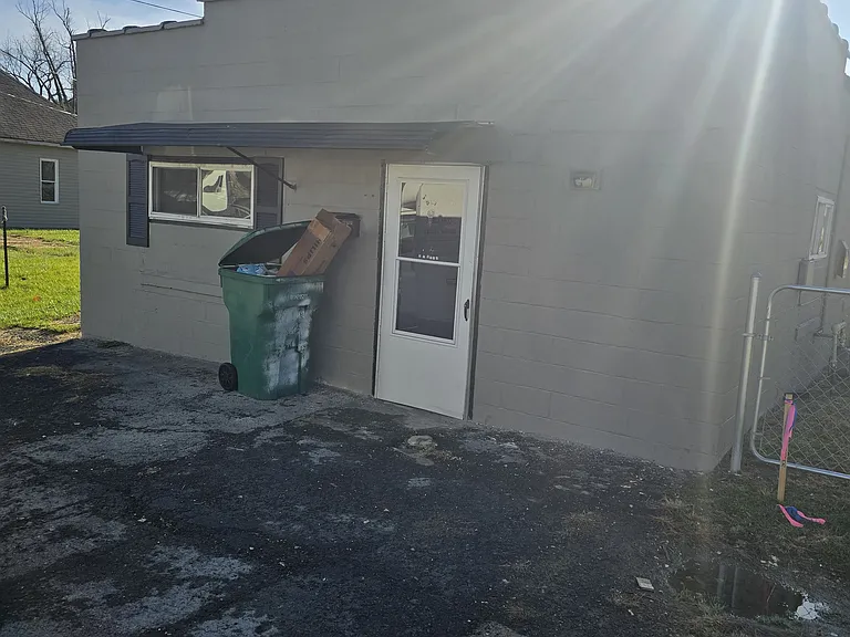 200 Broadway Ave — Photo 12