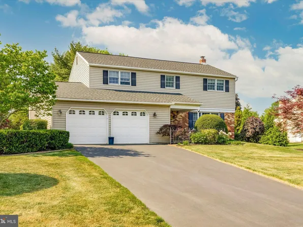 824 Maxwell Pl, Lansdale, PA 19446