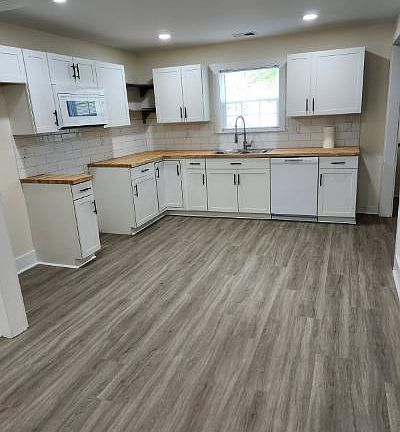 2nd image of 228 Challedon Dr