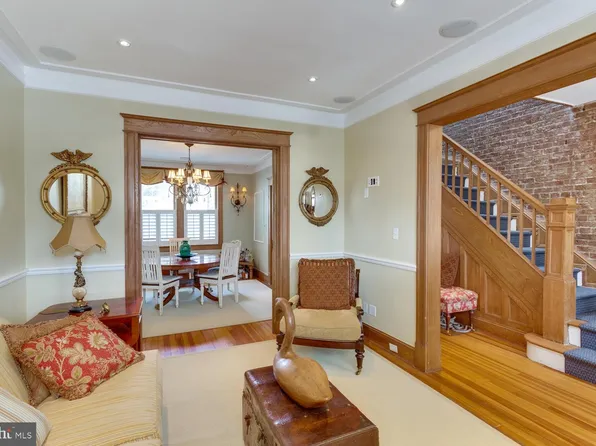 1654 33rd St NW, Washington, DC 20007