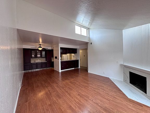2nd image of 25912 Hayward Blvd APT 304
