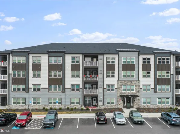 151 McCormick Dr #203, Winchester, VA 22602