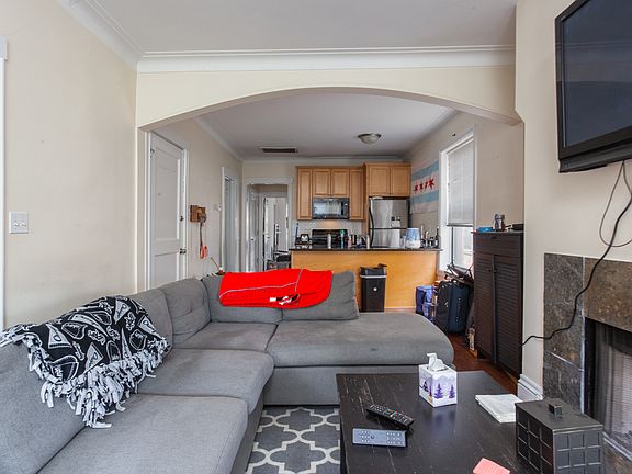 2nd image of 1341 W Newport Ave #2