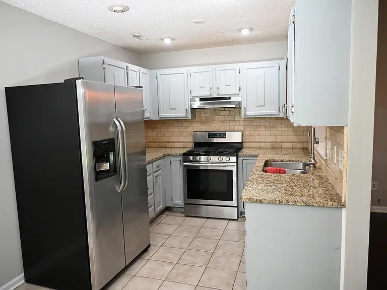 6623 Park Hickory Dr — Photo 15