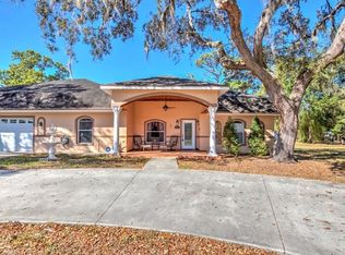 11611 Seminole Dr, New Port Richey, FL 34654