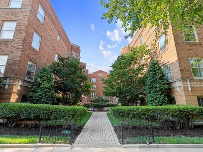621 Washington Blvd APT G, Oak Park, IL, 60302
